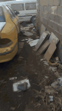 سلام عليكم سمنت موديل ٢٠١٠ رقم الاماني بصره بدون محرك كير موجود تخم تاير سنوية عظم عاج مطلوبة هيئه ١٢٠ الف ومرور ١٢٠ وراعيه بالبصره زبير القديمه يريد تحويل وضاع رقمة مني السعرة ٣اوراق قفل العنوان بغداد بلديات رقم الهاتف ***********
