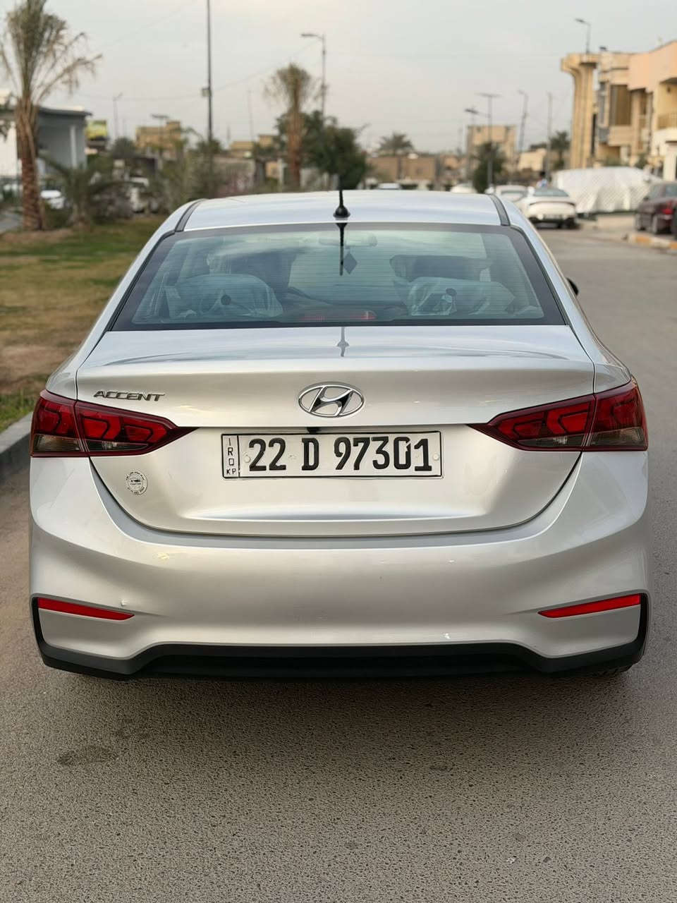 هونداي اكسنت 22 وارد امريكي ماشيه 32 حادثها بسيط رقمها اربيل  اريدها 125 وبيها مجال للتواصل *********** او خاص مكانها بغداد جميله
