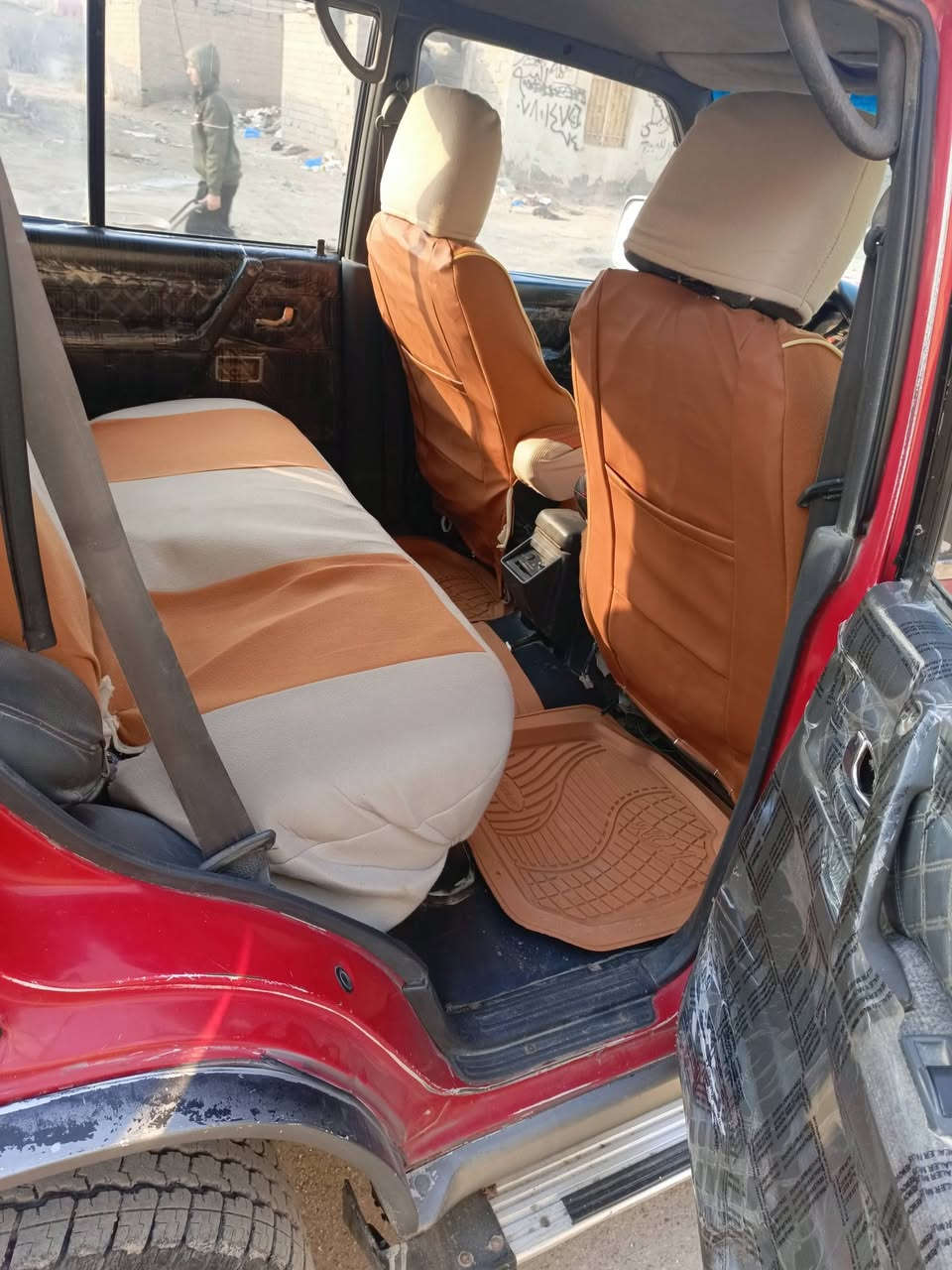 باجيرو موديل 1995 مكفوله السياره جاهزه رقم بغداد بسمنه كير عادي تبريد حداديه مكينه وكير السياره جاهزه السعر 55 وبيه مجال***********
