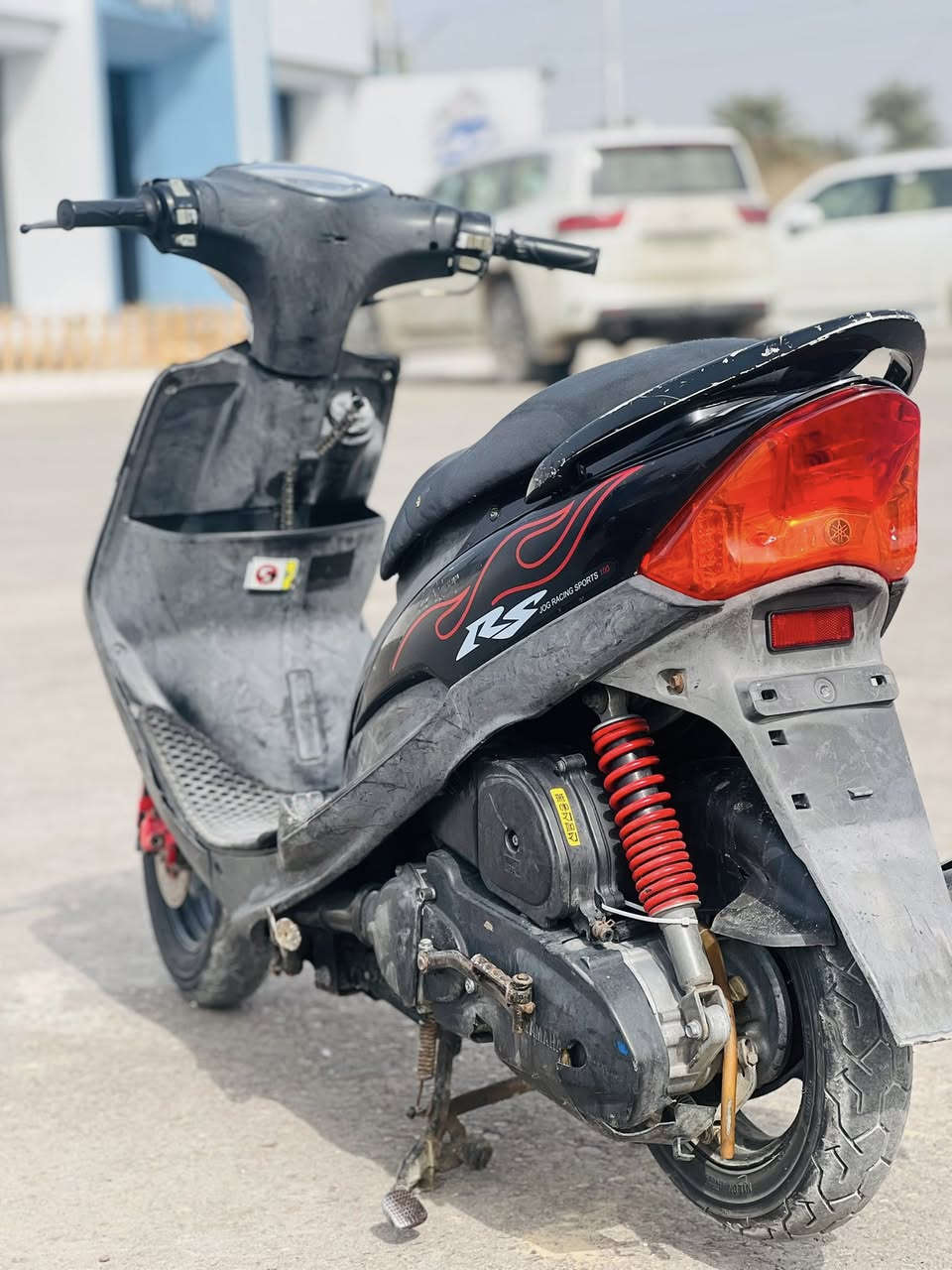 سلام عليكم دراجة عدلة120ختم واحد وملحه احله من صوره مكاني شهداء البياع سعر650وبيه مجال هـ***********
