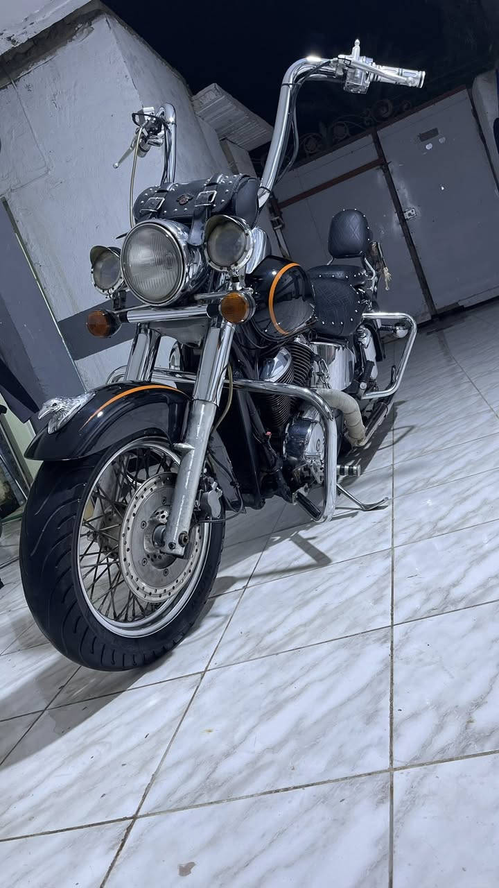 سلام عليكم اخوان
هونداي شادو محرك 400 Cc  
محرك وكهربائيات مكفوله 
تخم تاير جديد 
ادامه سويتله قبل 10 ايام بلكات وفلتر شوته جديد 
تزويد ستيرن جيكانو اصلي من وفي الاسكندر 
صالنصات جيكانو اصليات 
دوشمه جديده 
الدراجه مدفوع كمركه وكامله حته رقم بيه بس تروح تدفع رسوم الرقم
نواقصه يده سكليتر وجوزه مال مروحه حماوه وبلاجكتورات 
اخوان السعر خاص ماعندك رصيد رمشلي واني اتصل  عليك وتامر امر 
***********
بابل الاسكندريه
