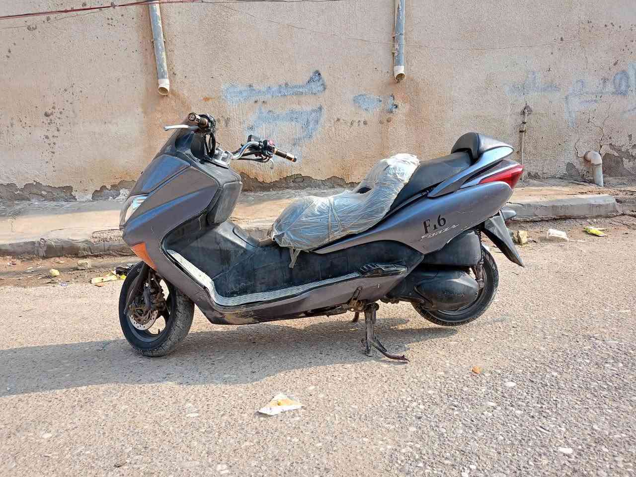 سلام عليكم فورزه 0.8 كهربائيات كلها شغاله مامفتوحه أوراق سعر 600 وبيه مجال بسيط عنوان ميسان ماجديه ***********
