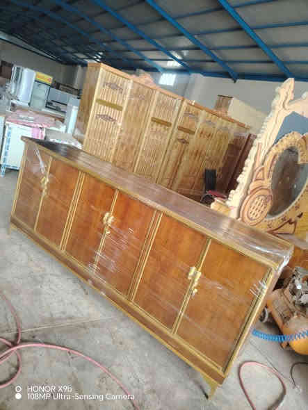 بوفية مترين ونص احطاطة سعر وحده ١٥٠ مكان ديالى خالص هبهب عرب شوكة قرب خويلص مقابيل محطة وقود جوهرة الفؤاد الشري يتصل ***********.  *********** يوجد توصيل بكروة
