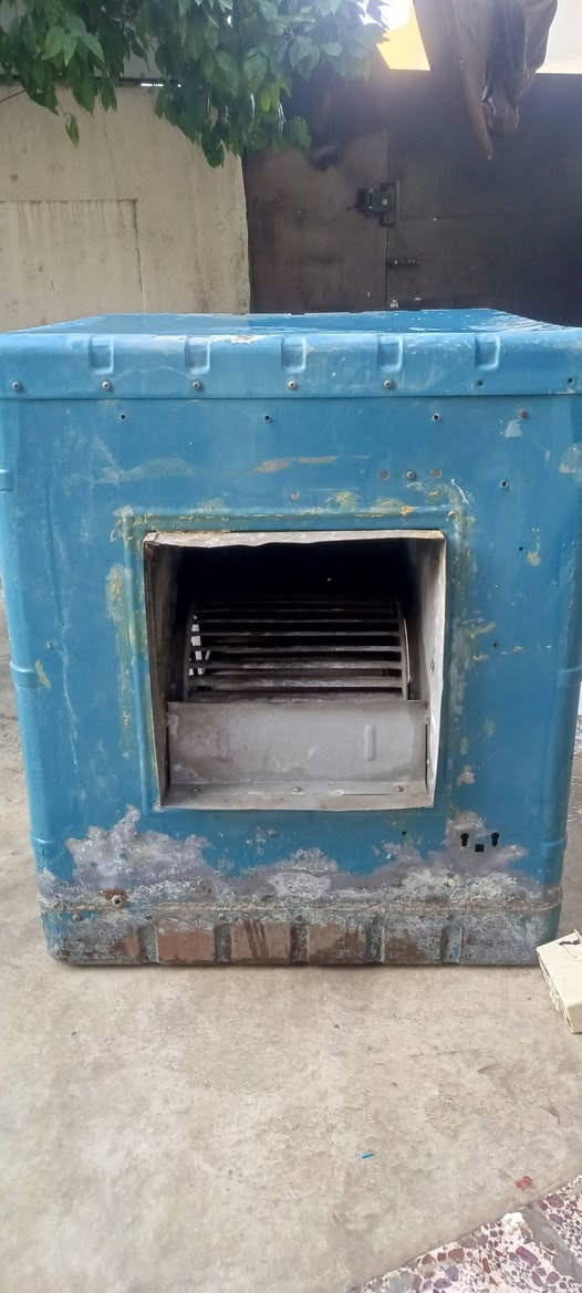 مبردة سوبر سرعتين نظيفة ويه القاعدة مالتها سعرها 90
گشر مبردة اونيور 25
الشراي يتصل ***********
