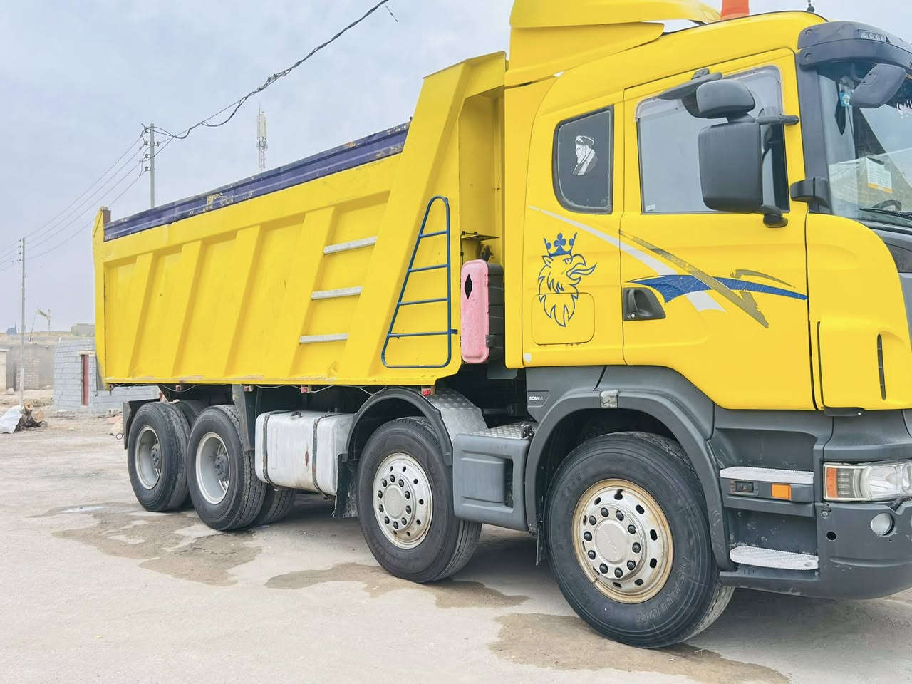 للبيع سكانيه 2005بموديله مامعلايه رقم بصره بسمي تحويل ثاني يوم مكينه 580انجكتر لاتنقيص ولابخار كير راجز كلج مجموعه ورده تخم تاير سياره مكفوله كفاله عامه للتصال***********البصره الدير
