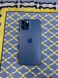 آيفون ١٢ برو ماكس • ٢٥٦ • شاشة صلية