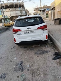 سورنتو ٢٠١٣ • ماشه ١٢٨٠٠٠ • رقم مميز