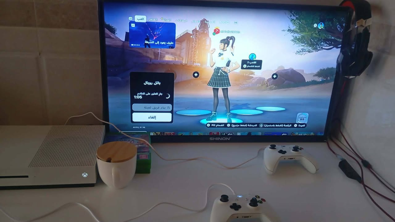 السلام عليكم
اكس بوكس وان اس 
ذاكره واحد تيره 1
الاكس بوكس جديد مع كتلوك الشركه 
لوك لا مفتوح ولا مصلح 
مع شاشه جديده 
مع يدتين 
ويا قرصين فورزه جدد
وبي العاب 
فورتنايت 
كال اوف ديوتي وارزون 
فول كايز وغيرها من العاب 
السعر مع الشاشه 280 بدون الشاشه السعر 200
مكاني ديالى الحويش 
***********
