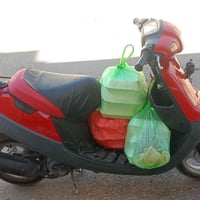 شباب هاي الدراجه للبيع حاويه بعدها بلكارتون فحل خطين كفراتها الاصليه م...