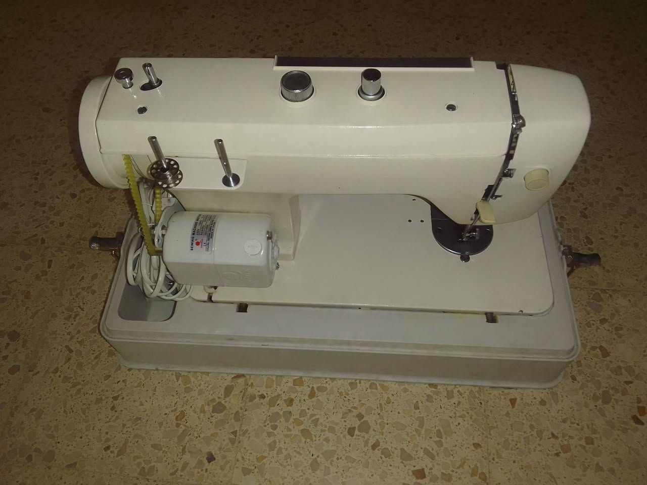 مكلفه بالنشر مكينه خياطه غير مستخدمه 
السعر 200 الالف


**إذا كنت صاحب هذا الإعلان وتريد حذفه لأي سبب، رجاءا أرسل رسالة إلى الدعم الفني**