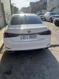 ES350 اف سبورت • ٢٠٢٣ • حادث