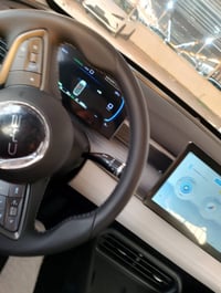 سيل 5  زيرو  مرقم كامل مثبت لوحه  ماشيه 470 كيلو فقط  ع كد ترقيم ماشيه...