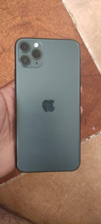 آيفون ١١ برو ماكس • شاشة ٦.٥ OLED • بطارية ٩٧٪