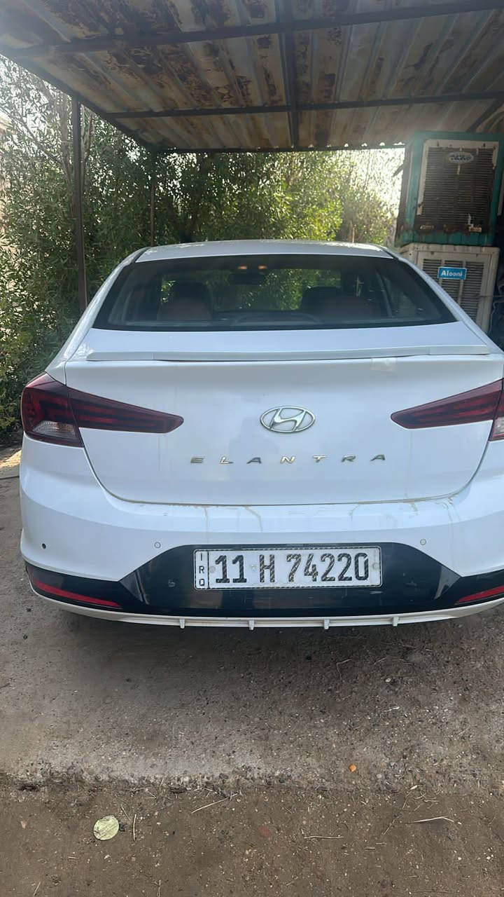 سلام عليكم النتره خليجي مديل 20مكفوله فول مواصفات رقم بغداد جديد بسمي ماشيه 90المكان كربلاء تفاصيل ***********
