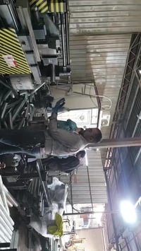 اليوم التصوير من داخل ورشة ثني الانابيب [تعويج البوري]  موديل اليوم S ...