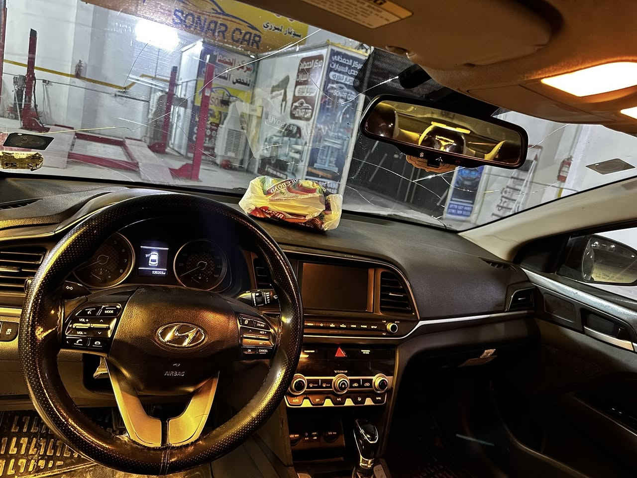 النترة موديل 2020 فول 1/1 بصمة تشغيل بصمةبيبان فتحة تدفئة تبريد السيارةجديده  وارد امريكي حادث بنيد وجاملغ  محرك 200دوش رقم بغداد انكليزي  اريد ابيع اني مكان بغداد ابو غريب ***********.          /
