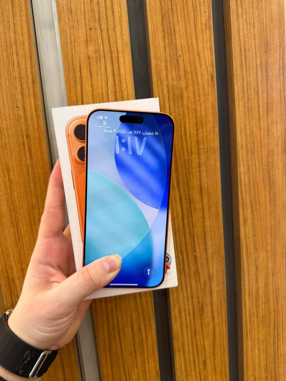 ايفون 17 برو ماكس 256 مستخدم قليل بعدة داخل الضمان نسخة السيم كارت بطارية 100 ‎

نضافة 100‎%‎100 الجهاز ماكو اي فرق بينة وبين

الجديد بس فتحة الكارتون 

1925 الف 

الشراي يتصل ***********

المنصور 14 رمضان بغداد, العراق
