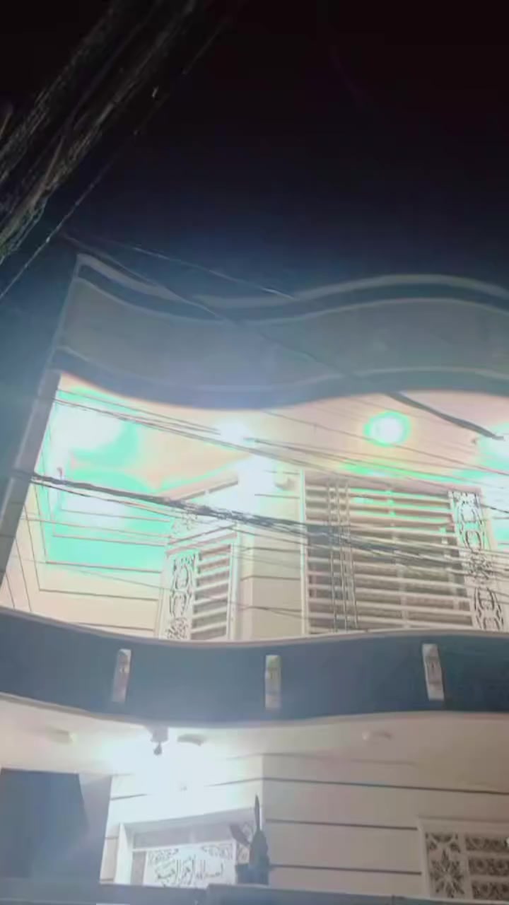 ع مبادره و نقد 
😍😍متابعه ولايك فضلا وليس امرا🥰
دار للبيع المساحه 105 موقع الدار الامن الداخلي منطقه ال 22 بصف الشارع العام مباشره يبعد عني اشاره العام تقريبا 50 متر يتكون الدار من طابقين ثلاث غرف نوم صاله واستقبال ومطبخ بناء جديد وحديث والاستفسار اكثر اتصال على الرقم
***********
***********
