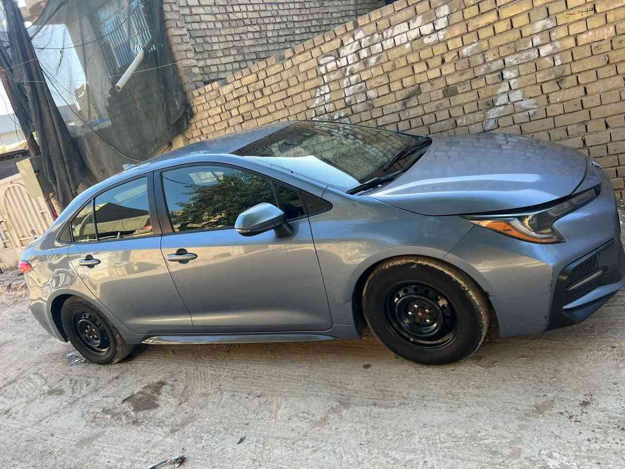 كورولا موديل 22 امريكي بيهه قطعتين وقطعه بارد اربيليه مواصفات Se السياره بسمي وكامله من كلشي رايدهه 130مكان السياره بغداد اليوسفيه رقم الهاتف***********
