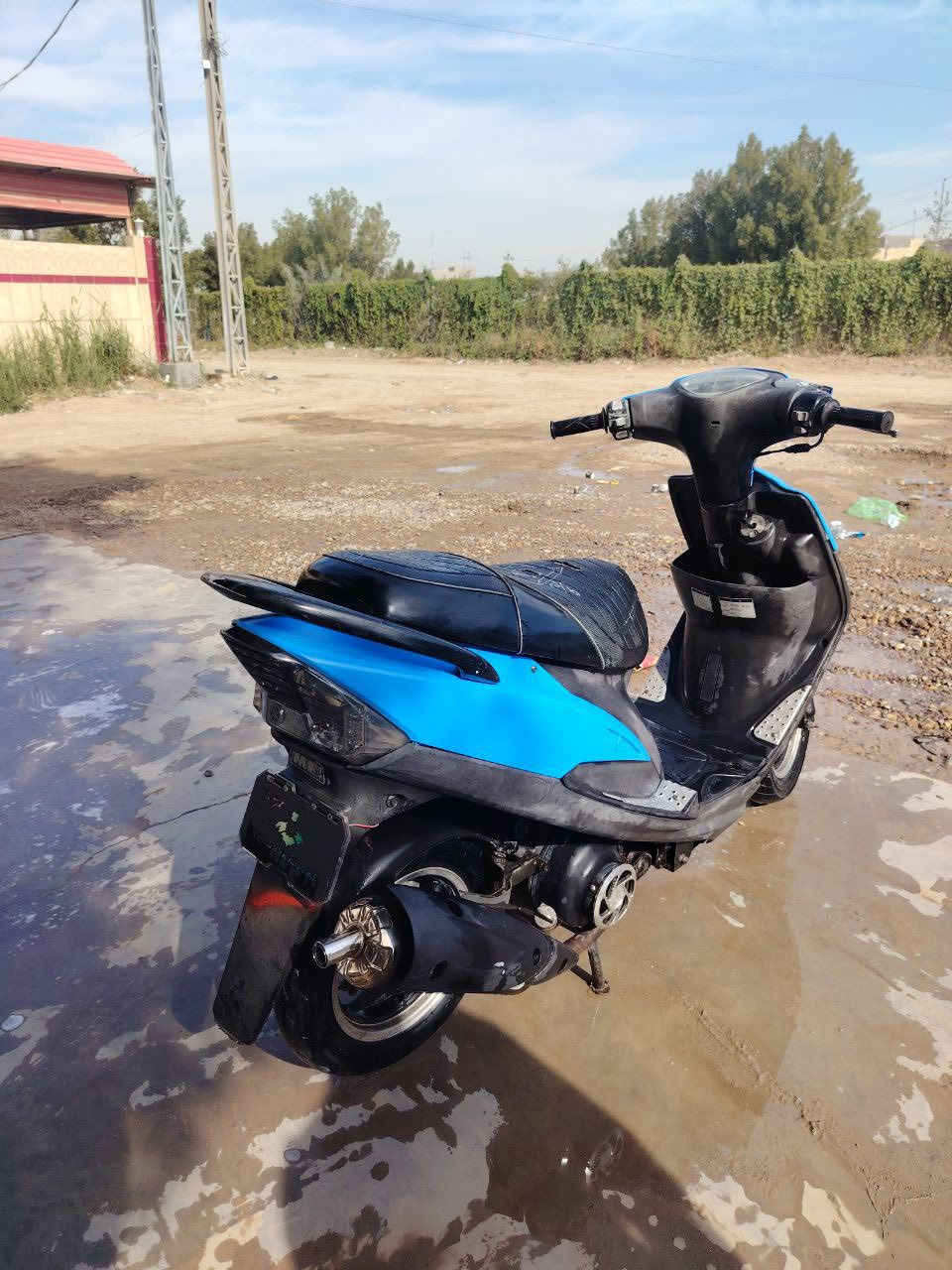 سلام عليكم دراجه ماكس عدله للبيع🛵✨.                               بلنسبه للمكينه 49 بلاديه مامفتوحه4️⃣9️⃣.
دراجه عليه تزويدات كفر أربع ولفات وكفرهه بلادي ختم واحد موجود .
+كشن جلد رياضي+قبق عنبار +صالصنه ستيل +واير بنز +قبق مروحه 
بلنسبه للعنوان الديوانيه قضاء السنيه ***********
