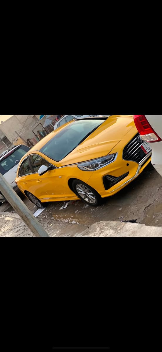 السلام عليكم
السلام عليكم 

سوناتا 2020 كوري 

مكينه وكير 2000دوش كفاله خط واحد بس بانزين

وبيهه منضومه مال غاز يرادله تصليح 

حادثه خشم شاصي تبديل 

قماره حوض تكم كفاله 

تبريد ثلج تخم تاير جديد 

صدر جديد كشنات جلد 

مري شفط شاشه كامره 

رقم كربلاء تحويل مباشر 

السعر118 بيهه مجال 

رقمي *********** 

مكاني بغداد الشعب
