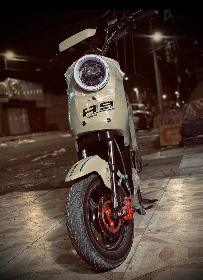 للبيع شحن موديلها 2025 لونها صحراوي بطاريات 5 حجم 32 دراجة نظيفه وحلوه سعرها 425 بيها مجال قليل مكاني بصرة معقل ***********
