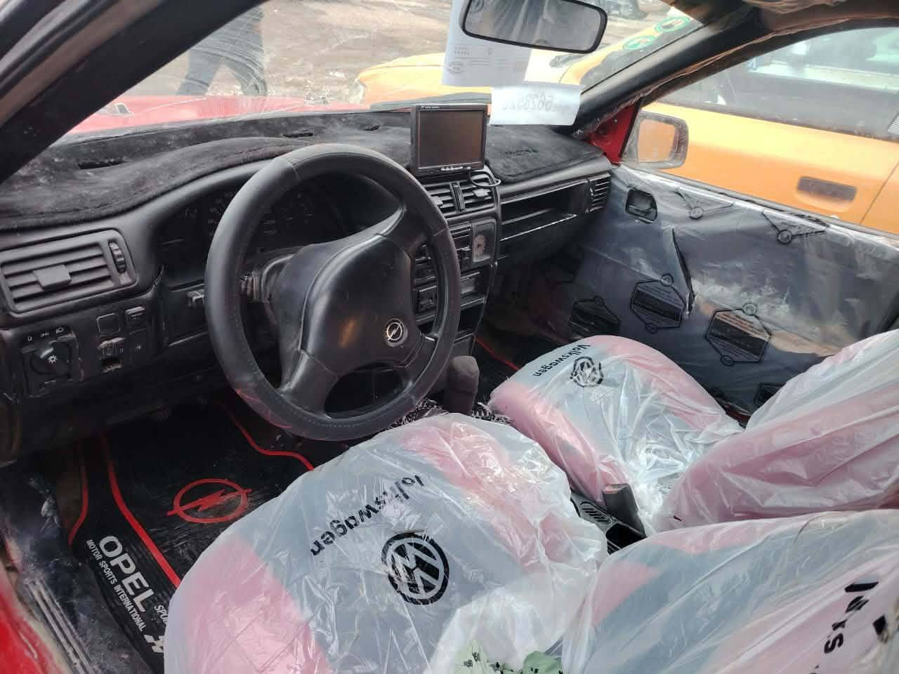 للبيع اوبل مديل 91سياره بلاديه صبغ جماليه فقط تخم تايرات صدر جديد محرك 1600محرك كير شرط تحويل ثاني يوم سنويه مجدده للستفسار اكثر اتصال وبيك خير وتدلل ***********سعر 32وبيهه مجال
