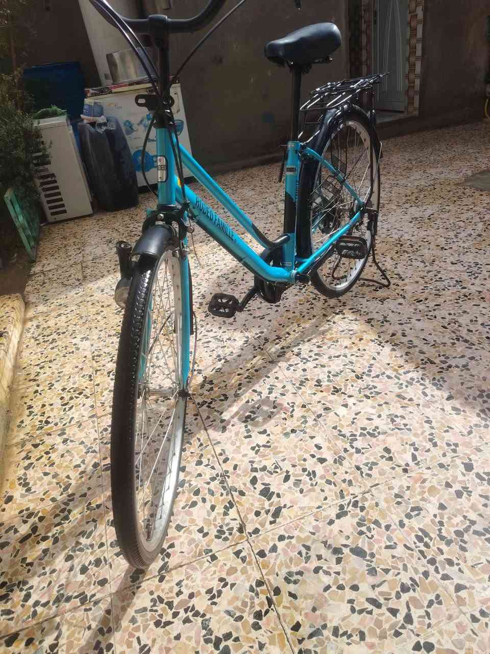 🚲🔥 للبيع بايسكل بحالة جيدة 🔥🚲
🔹 الاسم: عبد الحليم
🎨 اللون: مميز (موضح بالصور)
📍 العنوان: حي الرسالة، قرب متوسطة الجمهورية
📞 رقم الموبايل: ***********

💰 السعر: 80 ألف
🤝 قابل للنقاش (بي مجال)

📩 للجادين فقط، تواصل خاص أو اتصال مباشر
🚀 فرصة لا تعوض!
