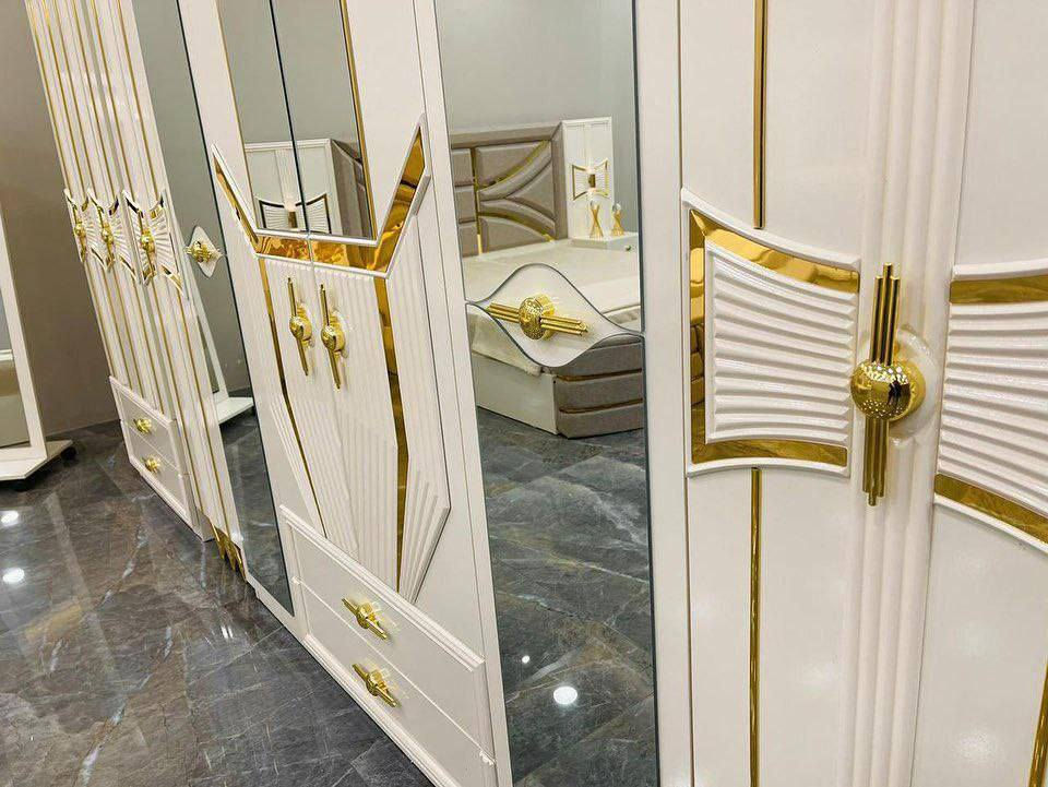 للبيع
***********
