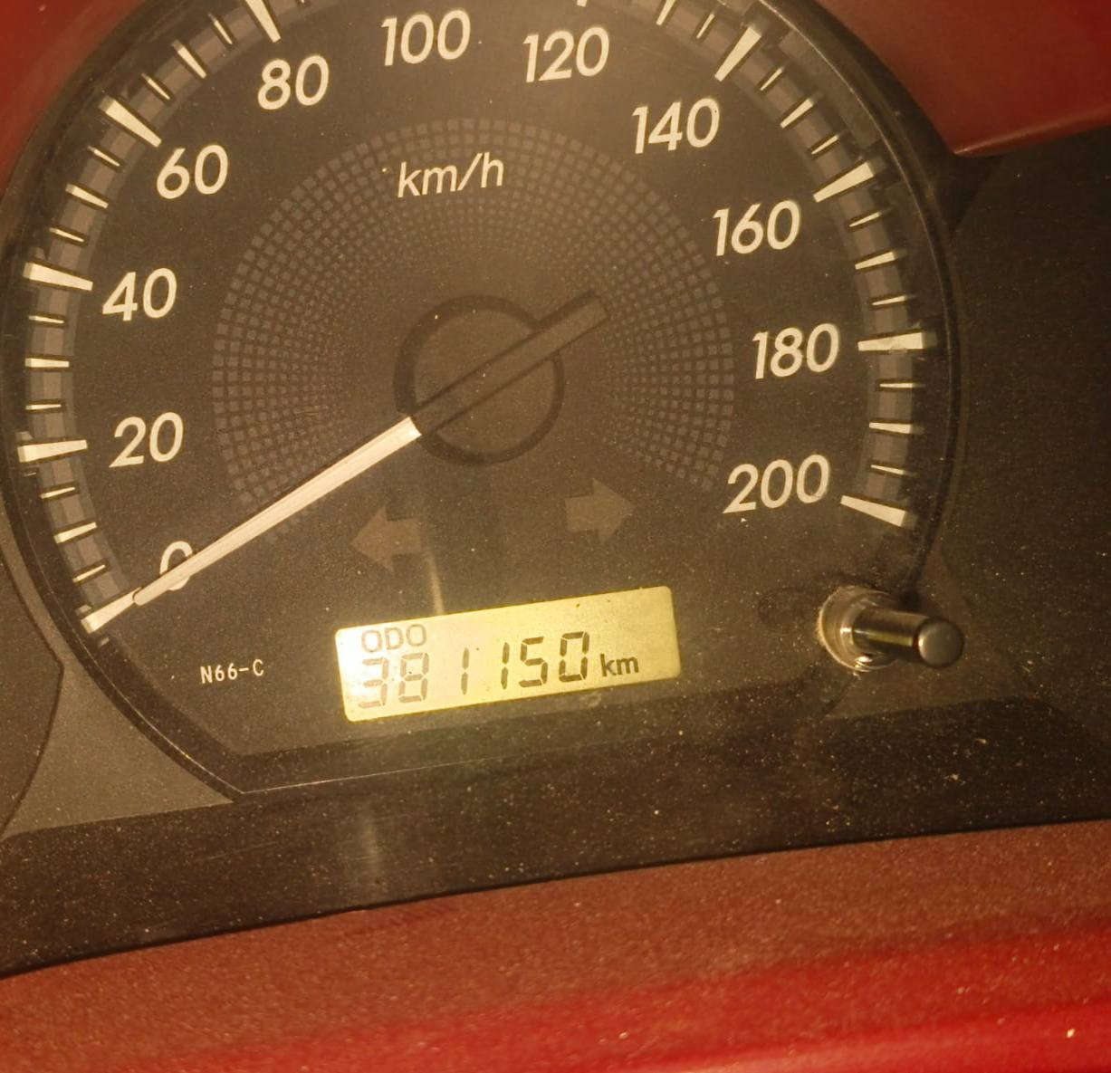 السلام عليكم بيكم 14 كير عادي شاصي12 للبيع المكان البصره السعر170 وبيها مجال ***********
