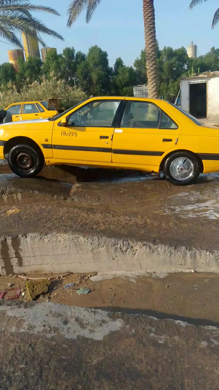 السلام عليكم
بيجو 405 مصفرة هيئه وغرامات سيارة حلوة بلاديه بدون حادث رقم بغداد باسمي سيارة كولش نظيفه بس المكينه كايمه فقط السعر على الخاص او اتصال على ارقام 
***********_ ***********
