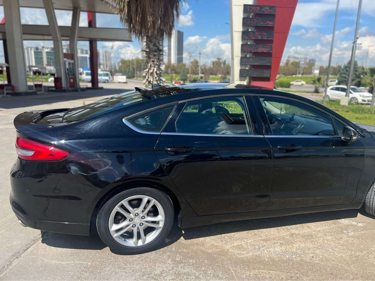 فۆرد فیوژن مەکینە ٢.٥ مواسەفات SE   ٢٠١٨
سەیارەکە فول مواسەفاتی مەکینە گەورەیە 
کوشن کارەبای 
٣ شاشە
کار پلەی 
راداری پێشەوە 
راداری ئاوێنە
حاسە 
کامێرا  
لایت ئەوتۆ  بەرزی و نزمەکەی دەرەجە یەک لایتی بۆ بەستراوە 
سەیارەکە کامل جوانکاری بۆ کراوە و توندو تۆلە 
سەنەوی تازەیە بەناو خۆمانە 
تایەی تازەی بۆ کراوە 
٥ پارچەی بەخی ئەمریکایە بێ ناو بێ ئێرباگ واتا لەسەر شوخت پەمپ کراوە 
سعری ١١٠ و مەجالێکی کەم أربيل, العراق


**إذا كنت صاحب هذا الإعلان وتريد حذفه لأي سبب، رجاءا أرسل رسالة إلى الدعم الفني**