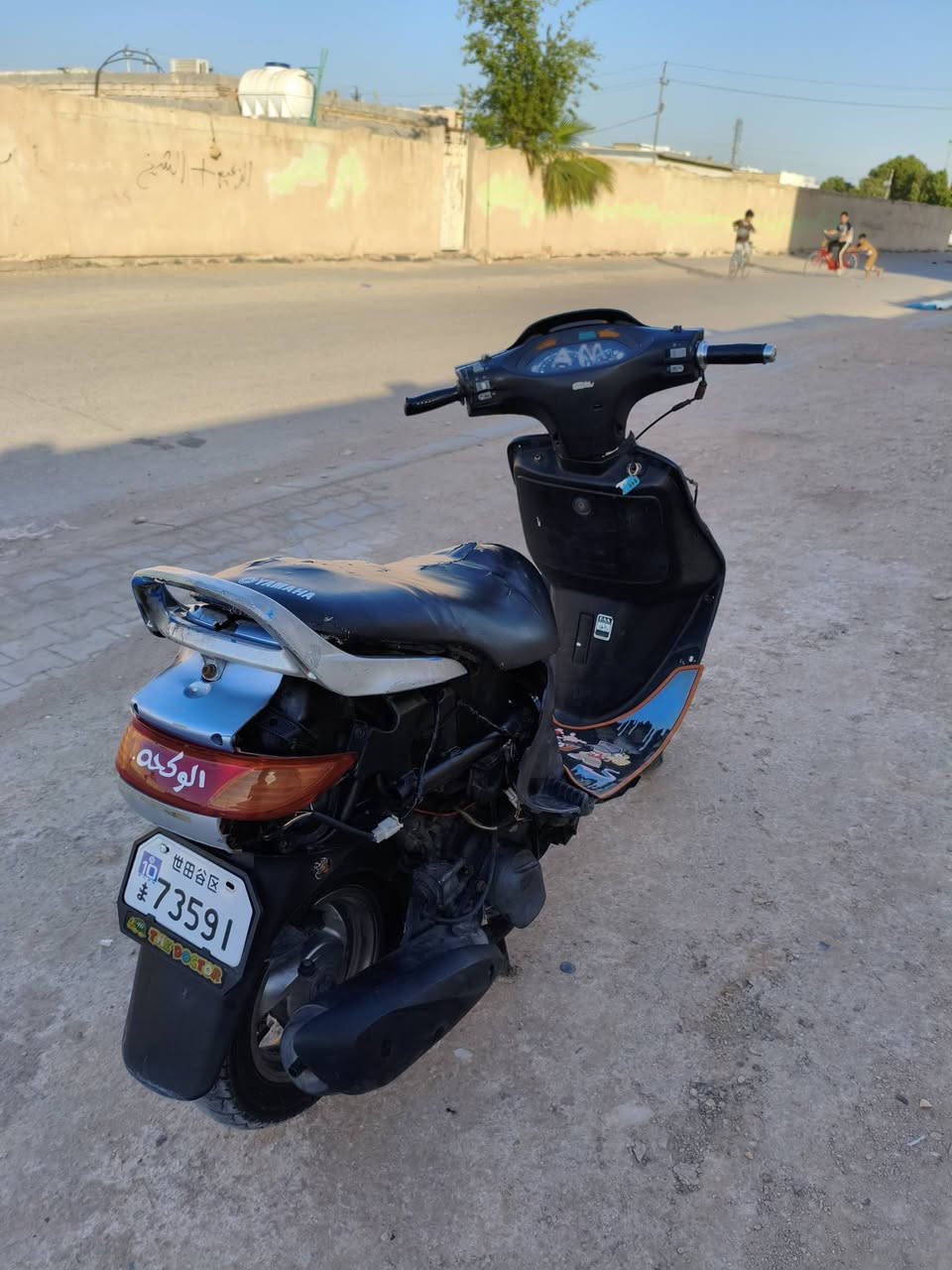 السلام عليكم فراشه فحل للبيع  مامفتوحه نضافه كدام عينك نقصه بس باتري السعر 425 شراي تعال خاص مكان نجف
***********
