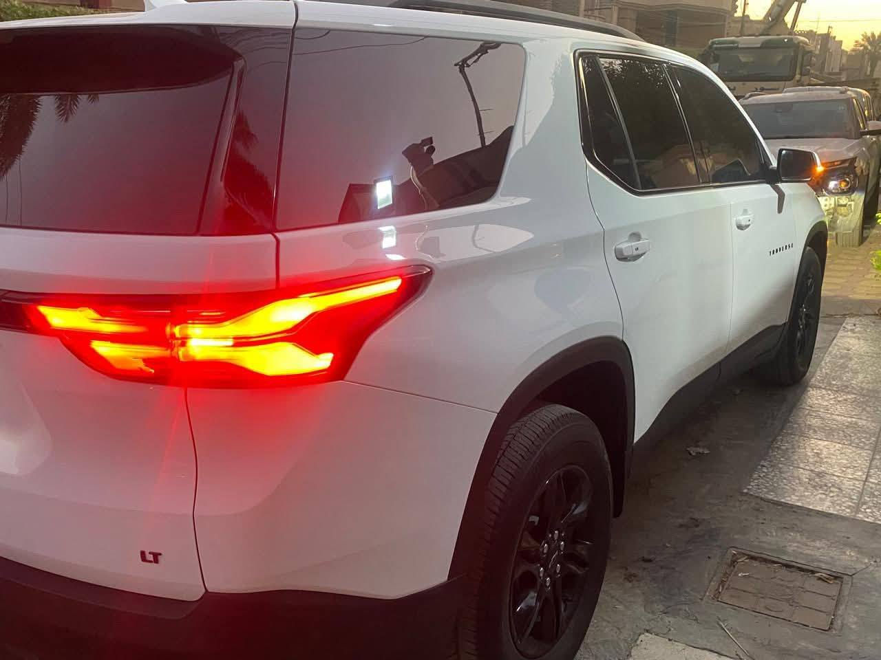 ترافيرس LT مواصفات فول عد الفتحه حادثهه حلو بس جاملغ مبدل حره تترقم اي محافضه ماشيه 26 سياره حيل نضيفه احلى من الصور الحادث موضح بلصور مكاني بغداد سعر ٢٤٠ ومبيهه مجال ***********
