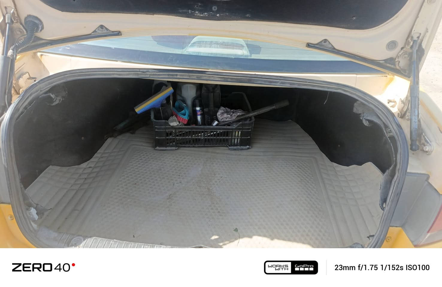 السلام عليكم سوناته البيع موديل ٩ خليجي رقم بصره مشروع وطني مصفره هياا وغرامات خط  ناصريه كهربائيّات كله شغاله تبريد ثلج تدفا شاشه مضخم فول مكينه كارتون كير حداديه عوزه فقط تخم تاير ربع متصرف عليه باسم جيراني يريد مداور ضربه بنيد وجاملق مكاني ناصريه رفاعي رقم *********** غير متواجد علا فيسبوك فقط اتصل
