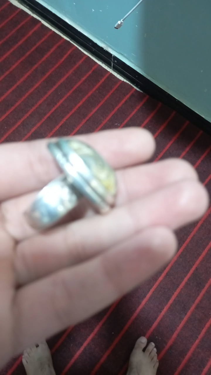 اسلام عليكم عقيق سليماني للبيع وزن 30 غرام مكاني ناصرية سعر 125 وبي مجال لشراي توصيل اكو بس دز رصيد ابو 5 ويجيك توصيل رقمي للتواصل ***********
