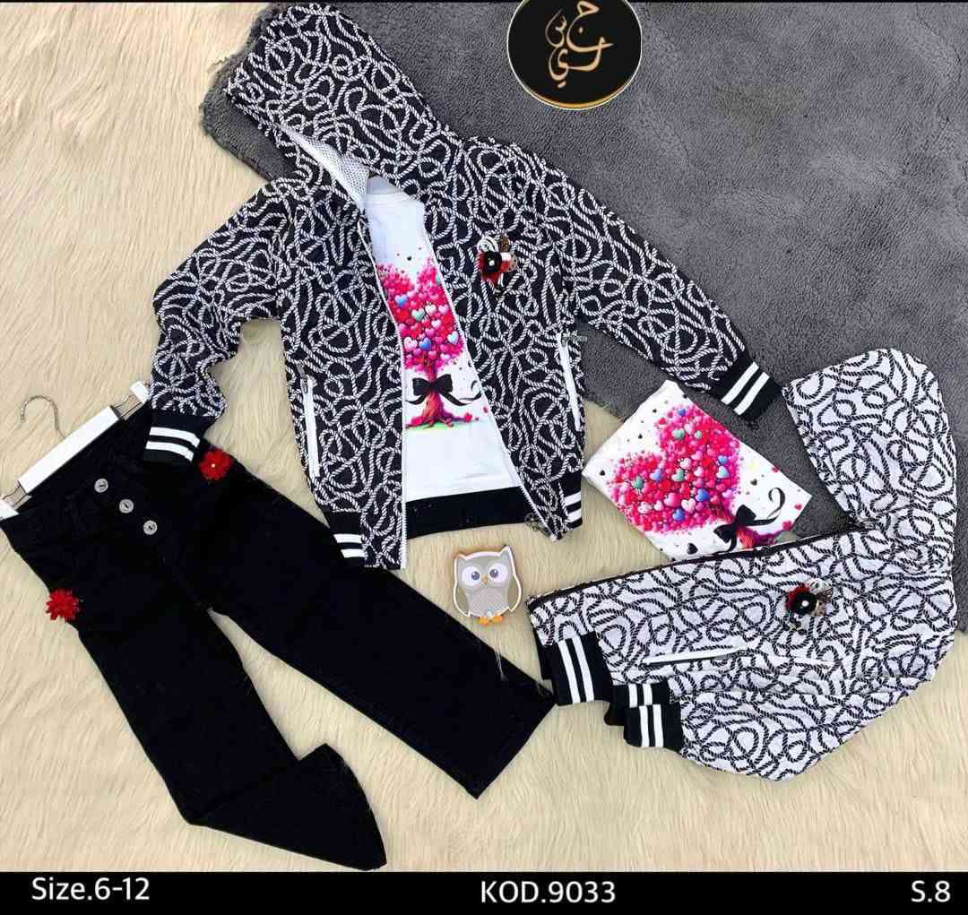 ✅✨ جديد ✨✅
طقم وسط بناتي 3 قطع — ستايل عصري مميز

🧥 الجاكيت:
🔹 مبطن مطبّع
🔹 أكمام زم لسطيك
🔹 سحاب طويل
🔹 موديل جيوب صدر
🔹 قماش أجنبي نوع أول

👚 البلوزة:
قماش فوا ليكرا
طبع تطريش بخ — لمسة بناتية ناعمة

👖 البنطال:
جينز بوي كات
موديل كمر ربط
قماش باكستاني نوع أول

🎨 الألوان: 3 ألوان

📏 القياسات: 6-8-10-12

💰 السعر: 🔥
🎁 امبلاج مرتب وجاهز

✨ طقم عملي للمدرسة والمشاوير، مريح وحركي مع ستايل حلو


**إذا كنت صاحب هذا الإعلان وتريد حذفه لأي سبب، رجاءا أرسل رسالة إلى الدعم الفني**