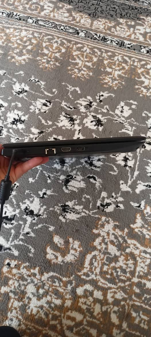 لينوفو للبيع 
كور 5 جيل السادس
هارد 256 ssd
رام 8 كيكا ddr4
شاشه 14.1
بطاريه ممتازه
ملحقات شاحنه + ماوس
السعر 175


**إذا كنت صاحب هذا الإعلان وتريد حذفه لأي سبب، رجاءا أرسل رسالة إلى الدعم الفني**