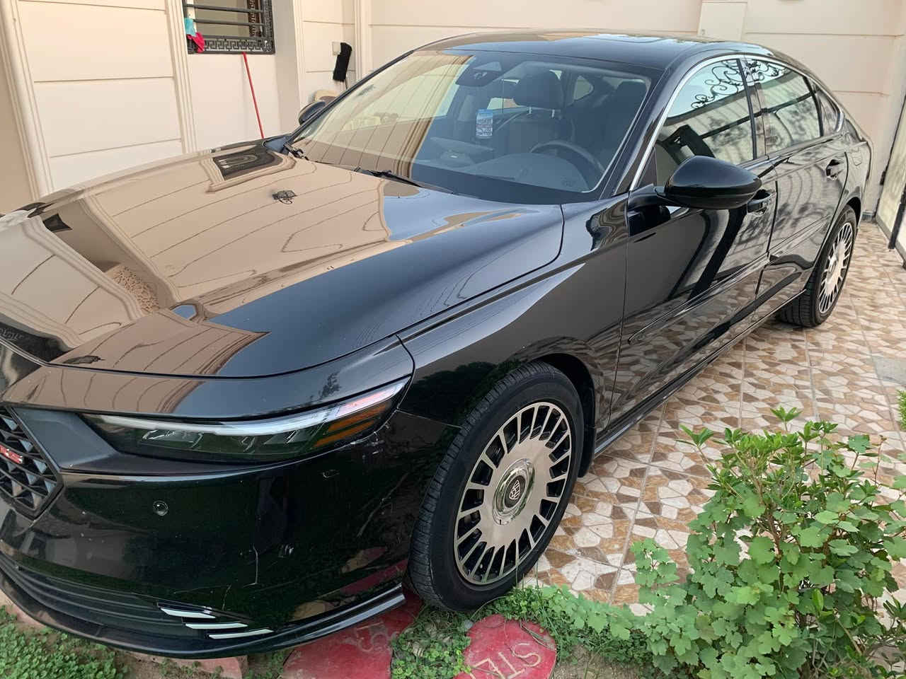 اكورد موديل 23 هايبرد تورنك
رقم بغداد 
فول مواصفات اعلى فئة
محرك 2000 تنفس طبيعي
ضرر امريكا بداية البنيد فقط بدون دواخل
و3 قطع تبديل شركة بدون صبغ 
صور الحادث والسونار داخل المنشور 
ماشية 120 كم 
سيارة حيل جديدة 
مكان السيارة تكريت 

بيع او مراوس
للاستفسار ***********
