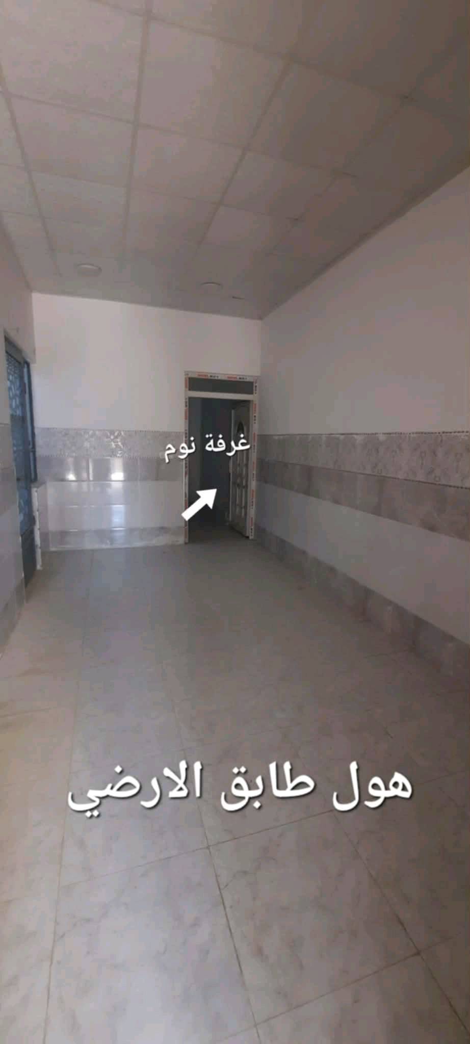 للايجـــــــــــار: 
دار سكني في حي الانتصار شارع 60
خلف جامع الغرباء
طابق ونص 
غرفتين نوم واستقبال ومطبخ وهول وصحيات
مكتب المهندسين للعقـــــــــار 
برهان 
***********
***********