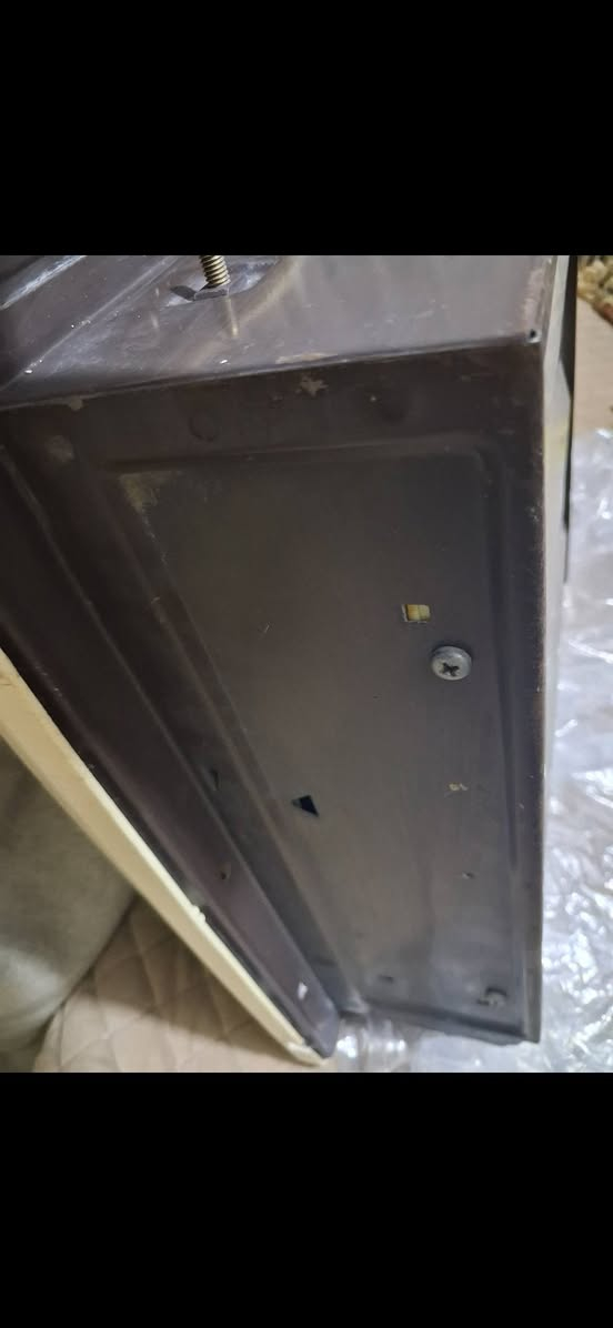 بسم الله الرحمن الرحيم
ساحبة مطبخ ناشونال ياباني استعمال قليل جدا نظافة عالية جدا جديدة  شغالة شغلها ناعم سحب ودفع استيراد المنشأة العامة التجارية العراقية السعر خاص يوجد توصيل العنوان بغداد البلديات


**إذا كنت صاحب هذا الإعلان وتريد حذفه لأي سبب، رجاءا أرسل رسالة إلى الدعم الفني**