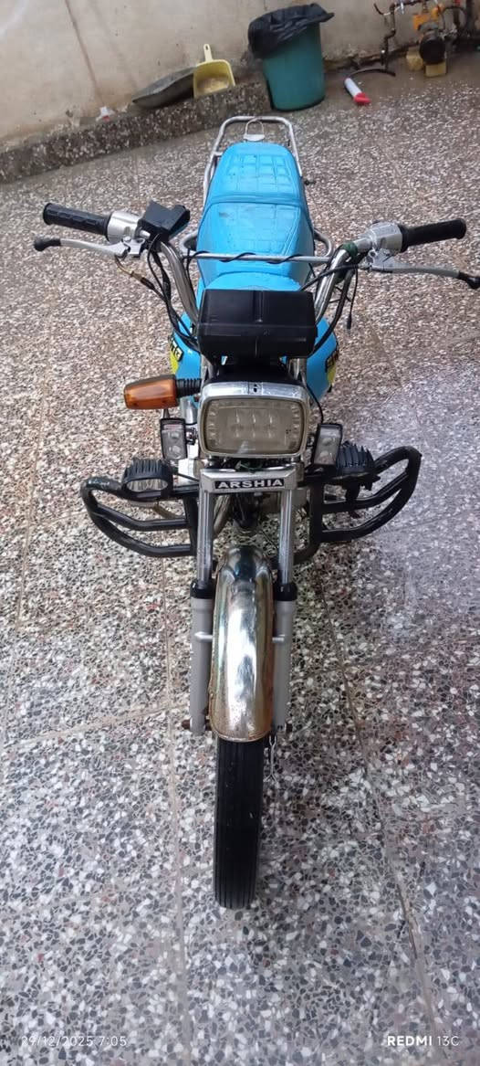 سلام عليكم 
دراجه تايكر موديل 2019
دراجه خير من الله تانكي وكشن وتاير خلفي جديد 
 مكاني بغداد حسينيه مال راشديه
سعره 450 بيه مجال حق الجيه 
خاص او الاتصال على الرقم
***********
