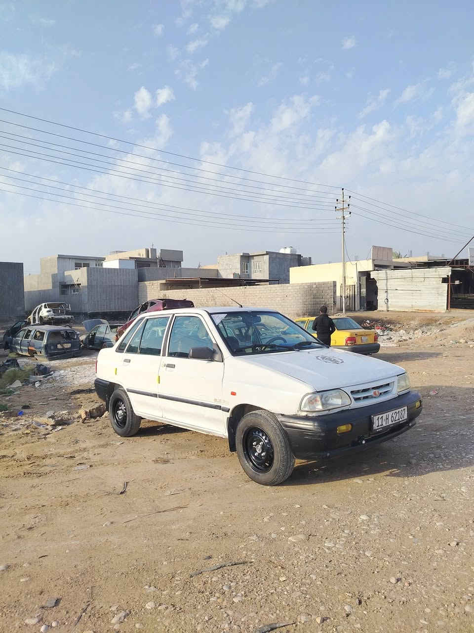 سلام عليكم سايبا موديل 2010 مكفوله خير من الله تخم تاير صدر امامي خلفي سياره متعوب عليه مال بيت مكينه كير خير من الله تبريد شغال كله كامله السعر 37 وبيه مجال  مكان ديالى خالص ***********
