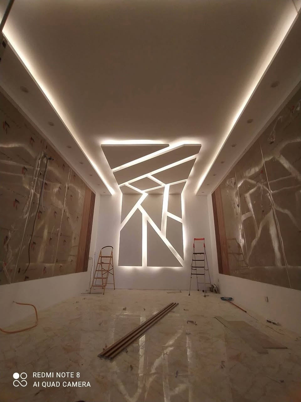 اللهم صلي على محمد وآل محمد
احدث ديكوات داخليه والخارجيه💜

♦️واجهات البلازما 
♦️السقوف الثانويه جبسن بورد
♦️قواطع للغرفة والصالات جبسن بورد  
 
♦️نعمل كافة أعمال الديكور الداخلي والخارجي للمنازل والمحلات والمكاتب 

#كناوف ، من ارقه الواح جبس كافه انواعه

بكادر متميز  محترفين في مجال الديكور 

#دلل_بيتك🏡🏠.
#تصميم #تنفيذ #تغليف #اشراف 

#متوفر_كادر عمل متخصص للعمل في جميع محافظات العراق من الشمال الى الجنوب

للطلب او الاستفسار يرجى مراسلة الصفحة ❤
حسن البياتي 
🌍نجف الاشرف @اشاره 
@الجميع 
                   ☎️***********
