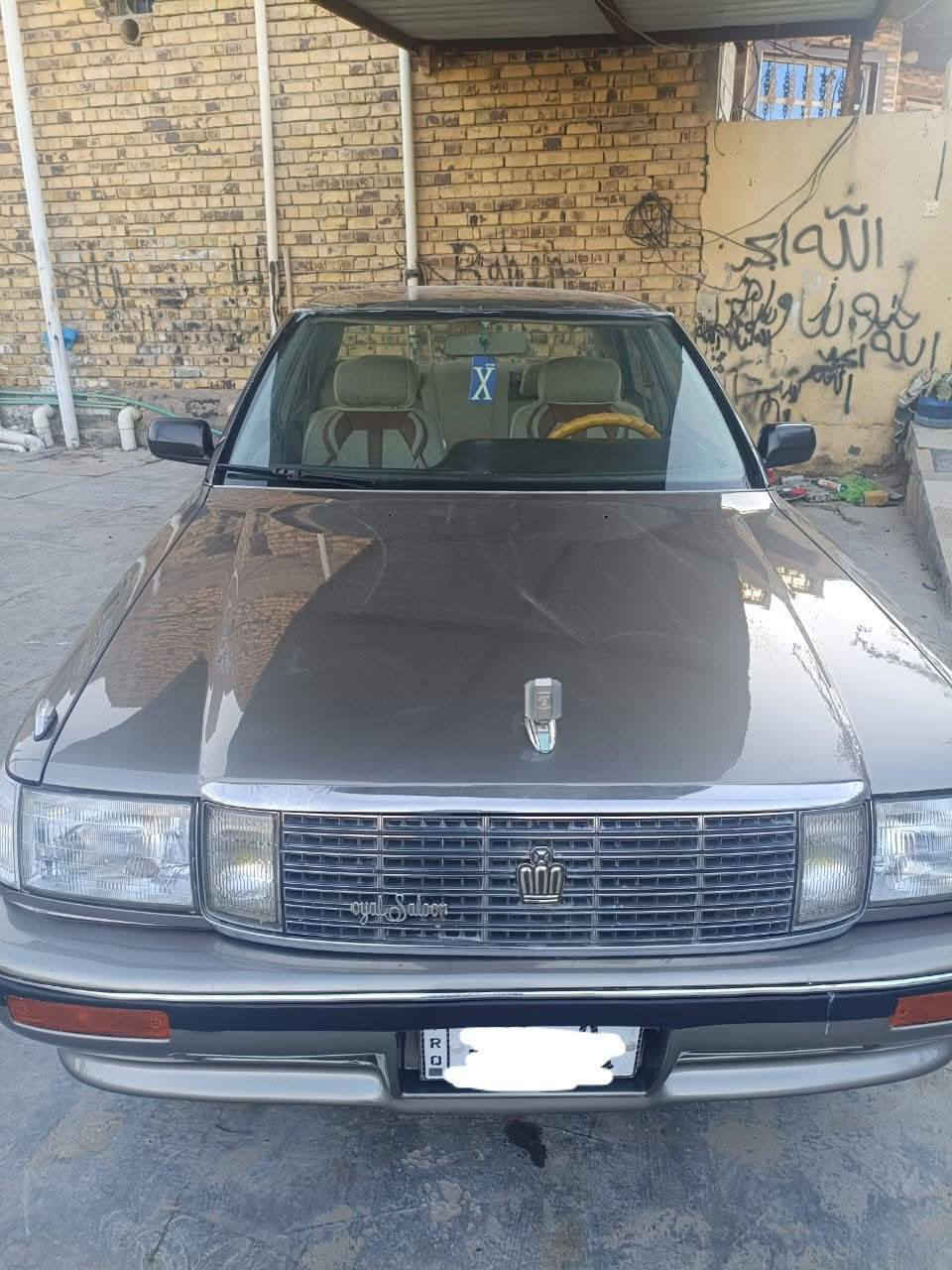 للبيع سيارة كراون هارتوب
-الموديل 1994
-رقم بابل دولي جديد
-السيارة مكفولة من الضربة والكص ونقل الجثة
-تبريد شغال
-سيارة جاهزه من كل شي حداديه جديده كهربائيات محرك وكير وتخم تاير 
-السيارة باسم راعيها مباشر
-مكان السيارة النجف الاشرف
-بقية التفاصيل تواصل مع صاحب السياره ***********
