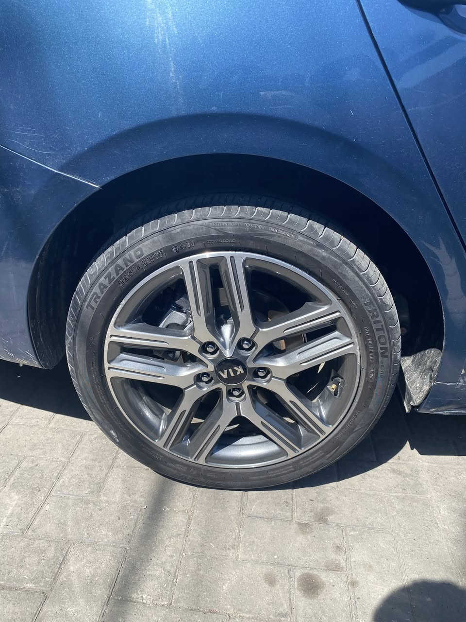 سلام عليكم ويل 17 اخو جديد مال فورتي موديل 24 وتايرات نص عمر ول عداله 100‎%‎ سعرهن 350 وبيهن مجال مكاني بغداد الشعب ***********
