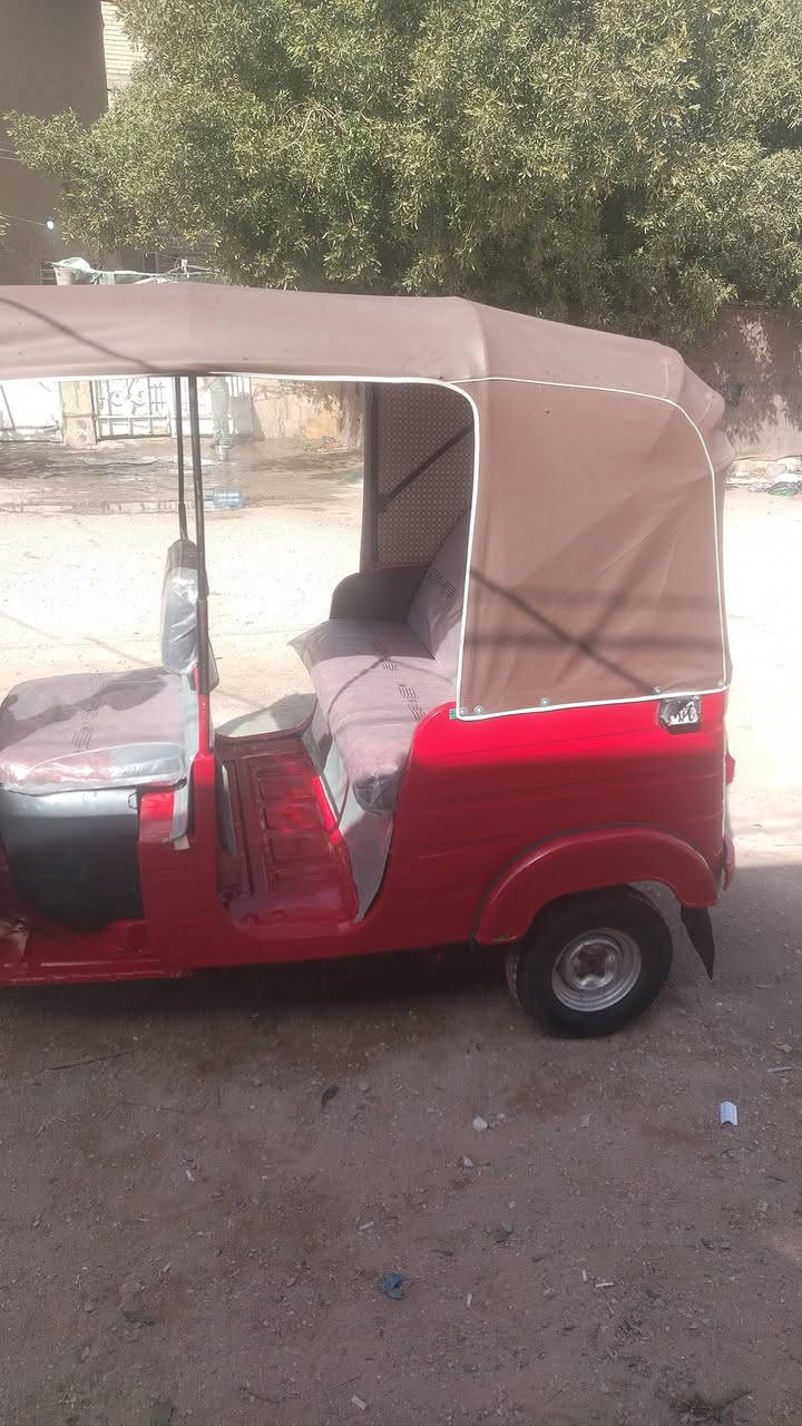 سلام عليكم  تكتك للبيع مديل 18 اوراق  اصولي تكتك جازه كبل للشارع  ما اذب ربع عليه مكاني كربلاء حي العسكري السعر 3600 وبيه مجال قليل  الرقم ***********
