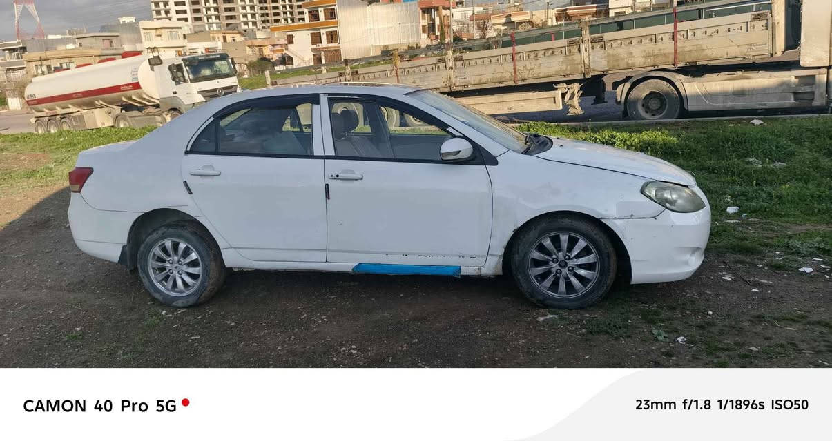 گێرو مەکینەی تازە گۆڕاوە بە صەنی بە شەرت
سەنەۆی اصڵی
سڵاید
قفڵ مەرکەزی
سکان فولیوم 
جام کارەبا
سەیارەیەکی مەزبوتو بێ کێشەیە. 
***********٥
***********
ئەوە ڕەقەمی خاوەنیی     لە سلێمانییە  سیعری  ٣٦ گەڵا Singapore
