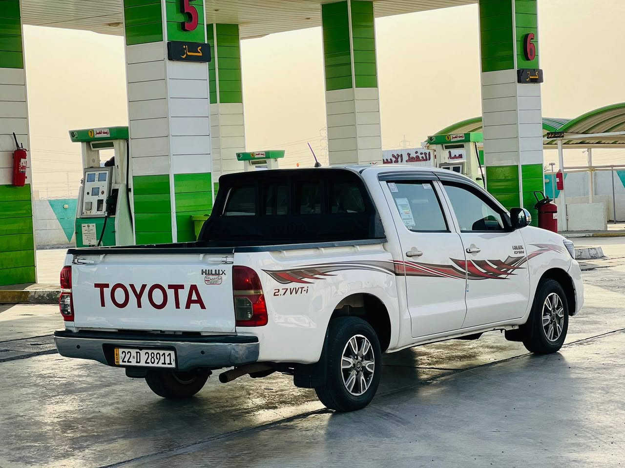 السلام عليكم للبيع تويوتا. 2013.    كويتيه ساير باب اول شاصي 19.  رقم اربيل شرط التحويل. سياره جديده.   بيها صبق جاملق الامامي والباقي مقفول كفاله عامه.     محرك ما مفتوح كير صدر تبريد كله جاهز.  ماشيه 167    تحكم ستيرن.     السعر 195 وبيها مجال للطيبين.     مكان السياره فلوجه حي العسكري.  رقم الهاتف ***********
