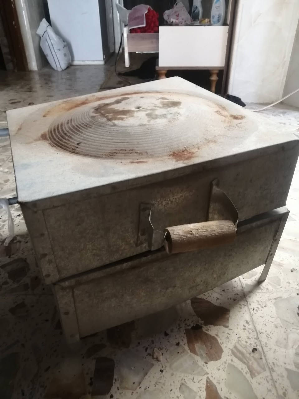 أغراض للبيع مناسبه


**إذا كنت صاحب هذا الإعلان وتريد حذفه لأي سبب، رجاءا أرسل رسالة إلى الدعم الفني**